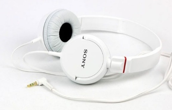 Слушалките Sony MDR-100 - трябва да ги имаш!