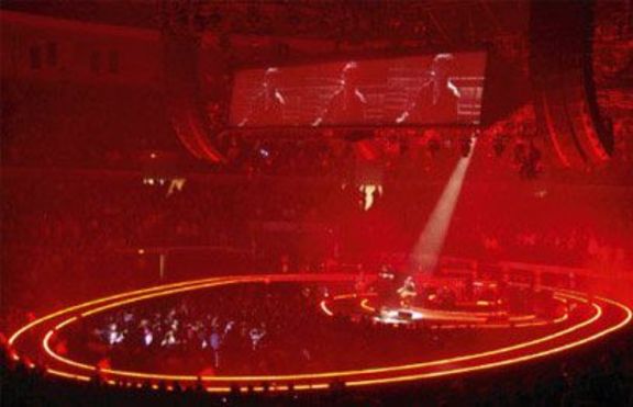 Турнето U2 360° стартира с гръм и трасък