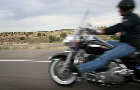 Мотоциклетист кара с невъзможните 612 км/час