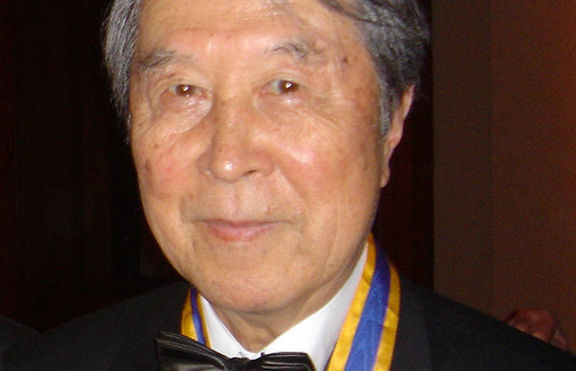Йойчиру Намбу - нобелов лауреат за физика за 2008 година 