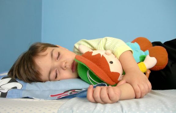 Ранното лягане по едно и също време прави децата по-умни