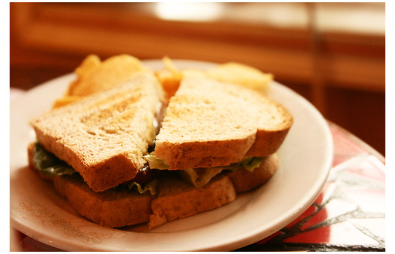 Тостерът за триъгълни сандвичи – най-неизползваният кухненски уред