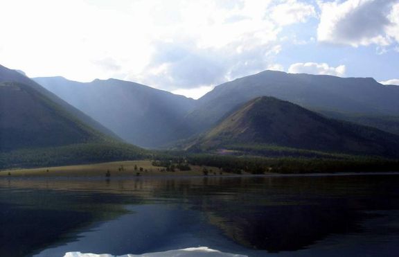 Може да премахнат езерото Байкал от Световното наследство