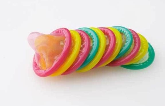 Цената на презервативите нараства с 65%