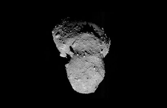 Астероид се разпаднал без видима причина
