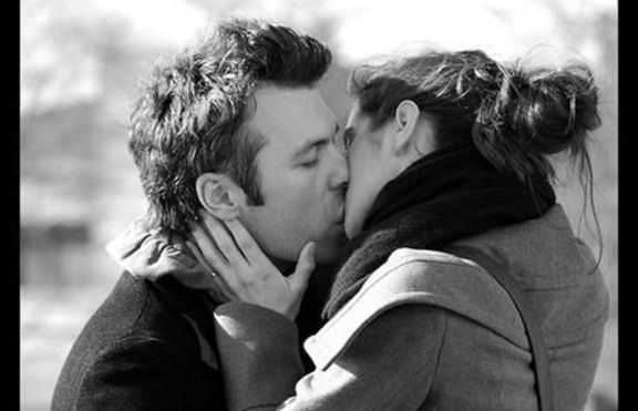 Какво означават различните целувки на първа среща?