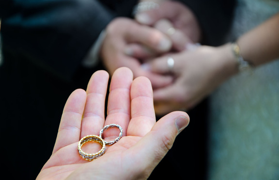 Половината от женените двойки съжаляват за встъпването си в брак
