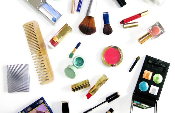 5 козметични продукта, които трябва да има всяка жена