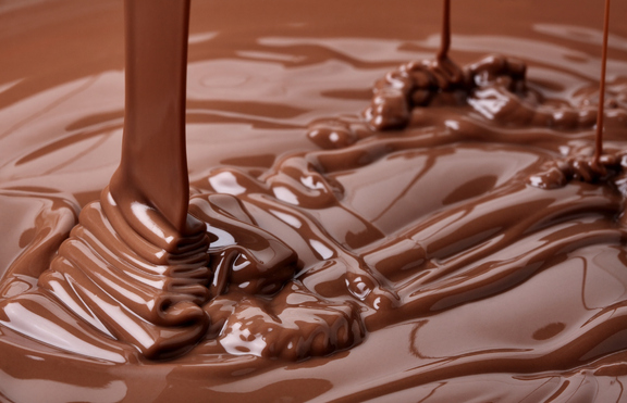 5 причини да НЕ ядете течен шоколад за закуска