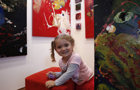 5-годишно момиченце със собствена изложба в Ню Йорк