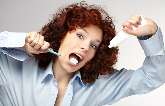 В опит за подобряване на масов рекорд по миене на зъби