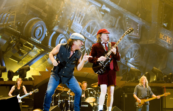 AC/DC с нов албум и турне — ще ги видим ли отново в България? 