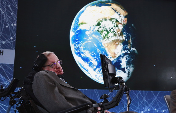 Геният Стивън Хокинг прогнозира близък край на света