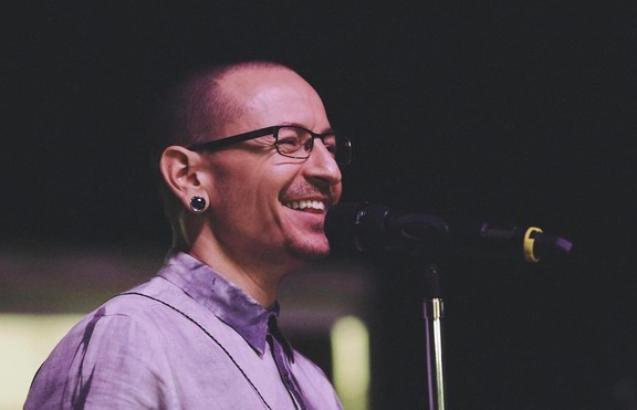 Вокалът на Linkin Park се самоуби