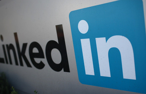 LinkedIn пусна ново приложение за връзка с колеги