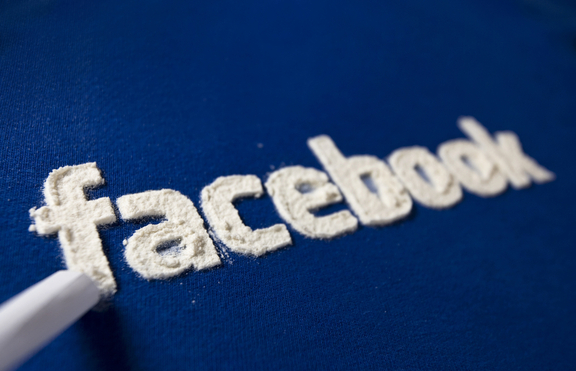 Колко време прекарваме в социалната мрежа Facebook?