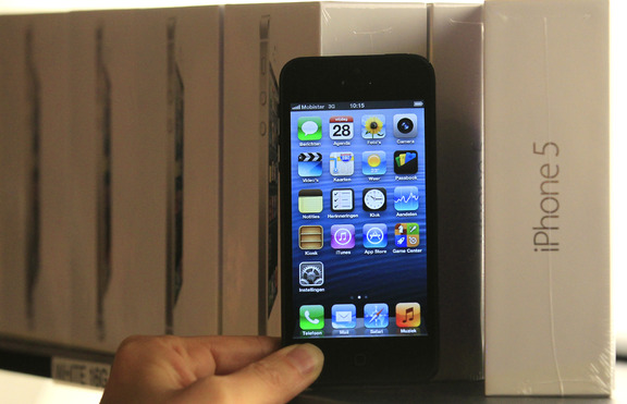 Бъдещите iPhone-и ще притежават защита срещу счупване