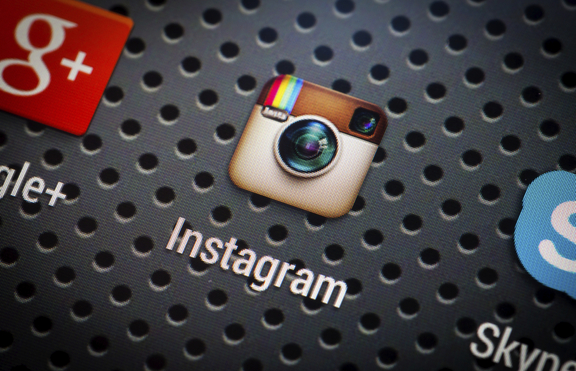 Instagram започна да филтрира съдържание по събития