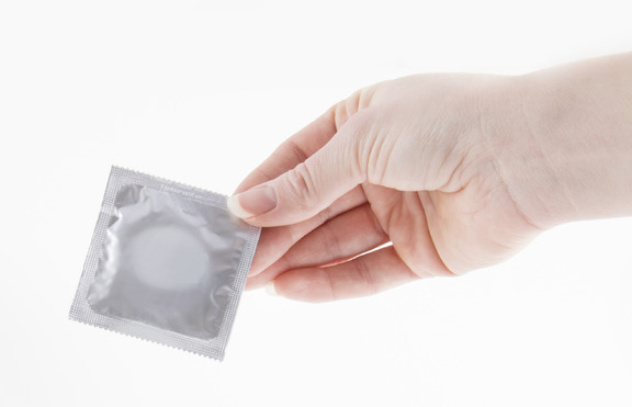 В Австралия очакват презервативи, унищожаващи ХИВ 